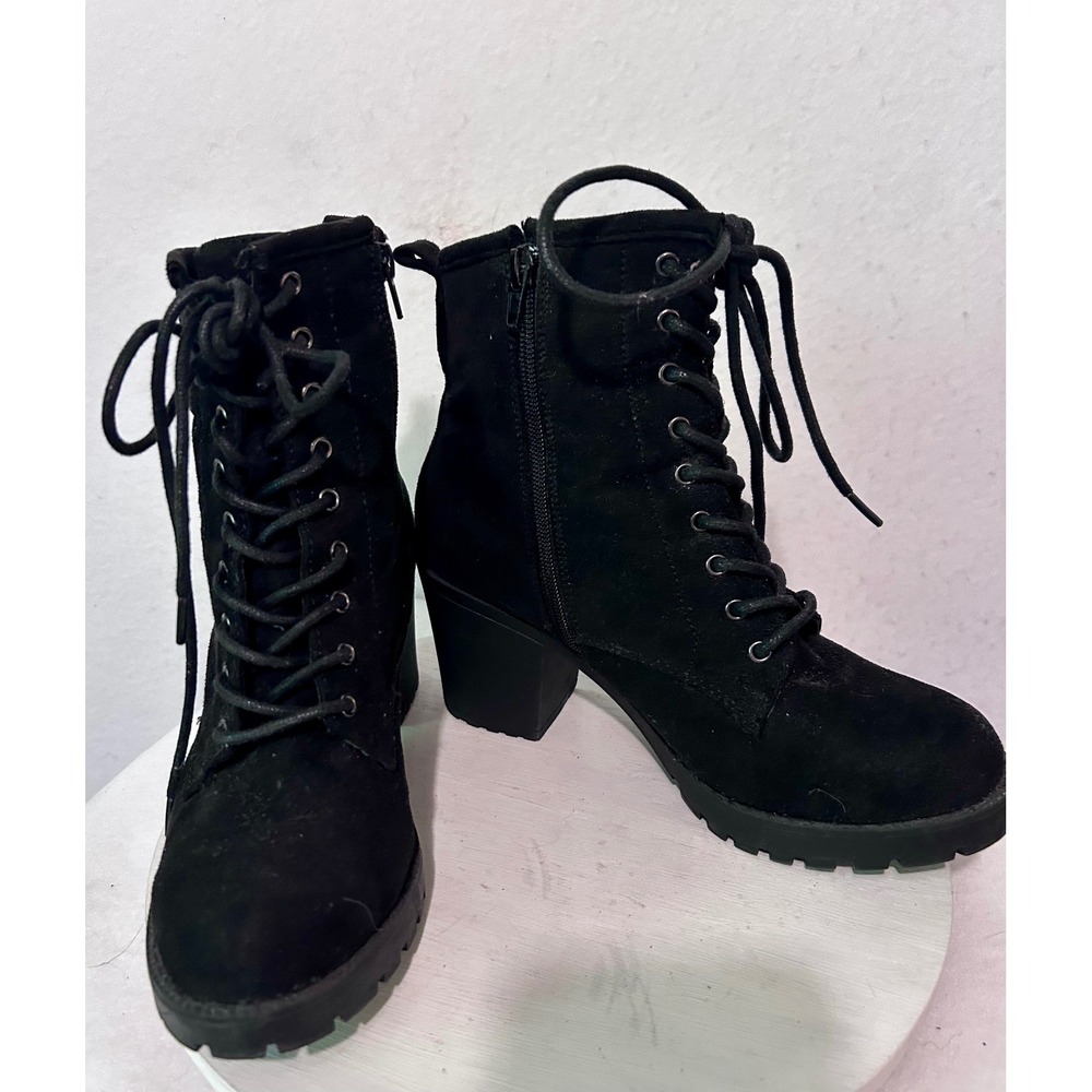 Zigi Soho Kourtlan Black Faux Suede Lace Up Lug Sole Combat Boots ZGD05 8.5